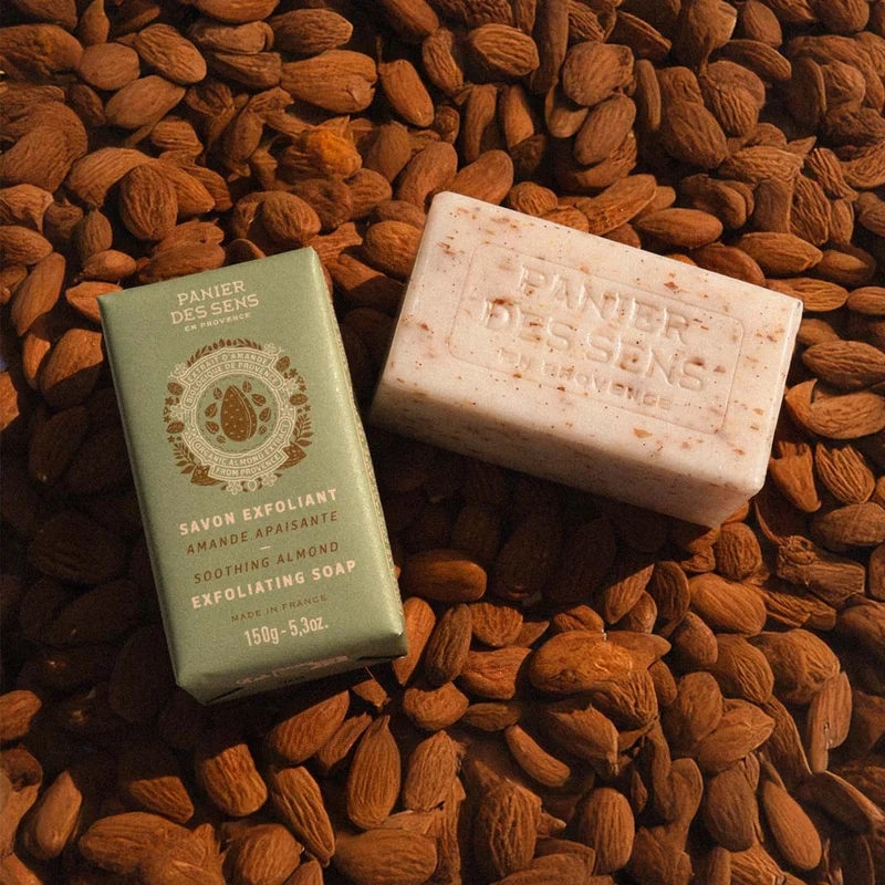 Savon solide exfoliant - Amande Apaisante 150g
