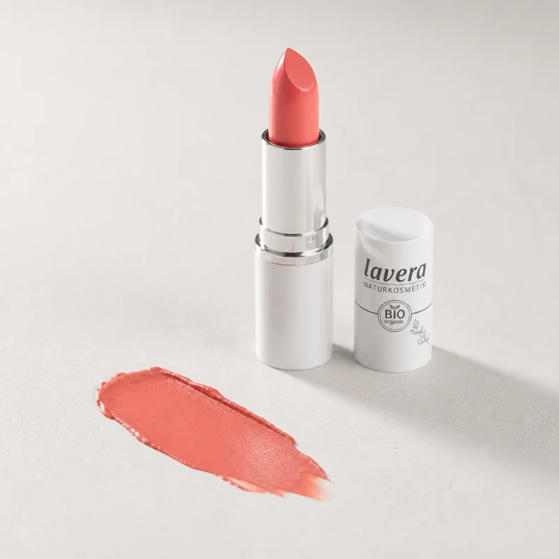 Rouge à lèvres Cream Glow de Lavera 05 Pamplemousse rose