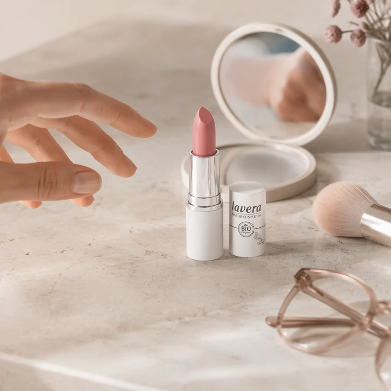 Rouge à lèvres crème éclat Lavera 02 Retro Rose