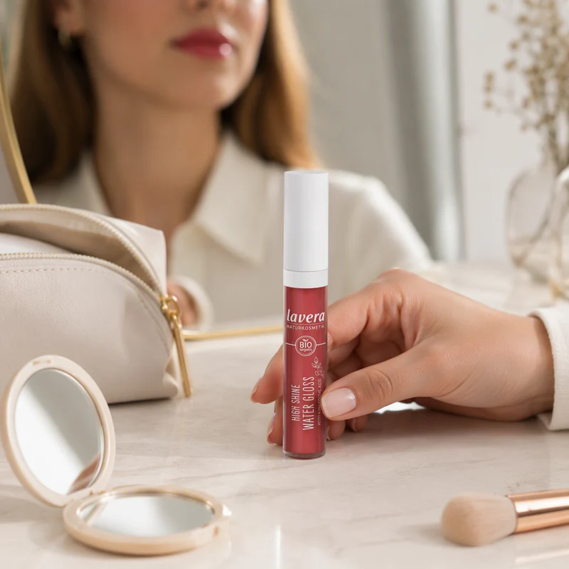 Gloss à lèvres Intense Water Gloss de Lavera 02 Hot Cherry