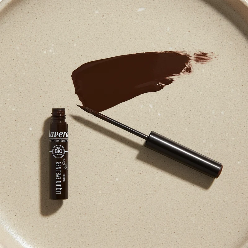 Liquide Eyeliner Lavera 02 Marron