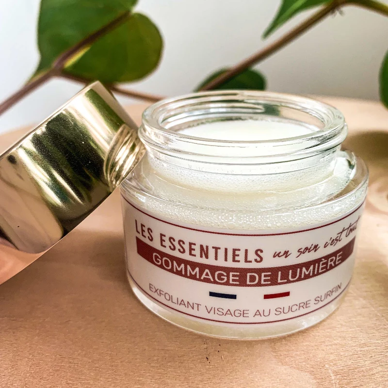 Gommage visage naturel : éclat, douceur et fabrication artisanale